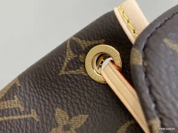 LOUIS MONTSOURIS-24*25*12CM VUITTON 0401